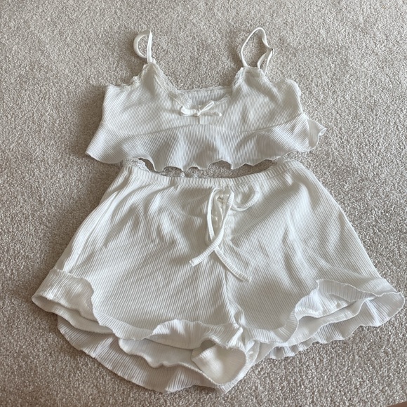 2/15$ SHEIN PJ set bundle - Picture 2 of 3